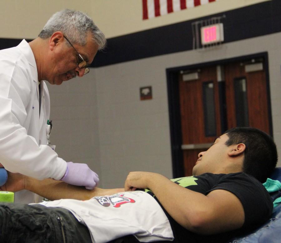 Blood Drive Drives Students to Give