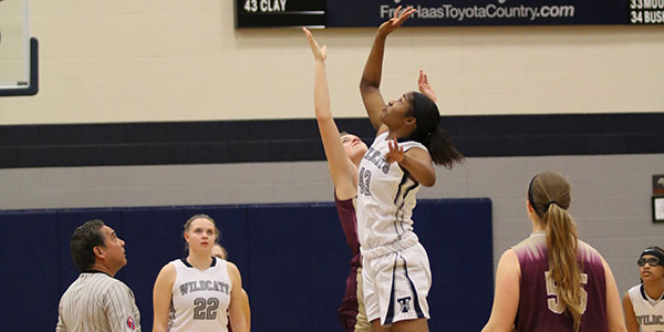 Senior Basketball Player Wins District Award
