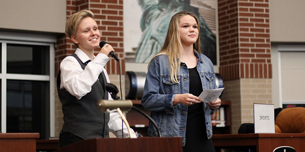 Writers Club hosts first ever poetry slam