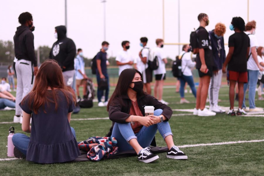 With many modifications to the school year, seniors and freshmen alike have had to adjust to modified traditions and experiences, including a modified senior sunrise.