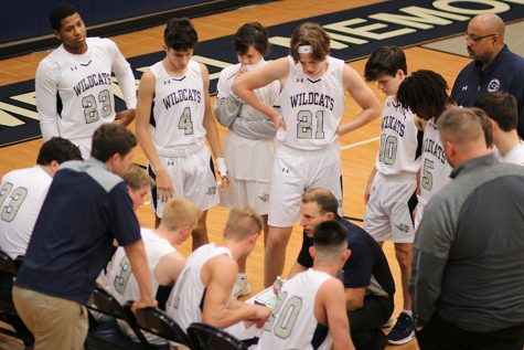 Varsity Basketball exits Winter Break 18-4 with District Play looming
