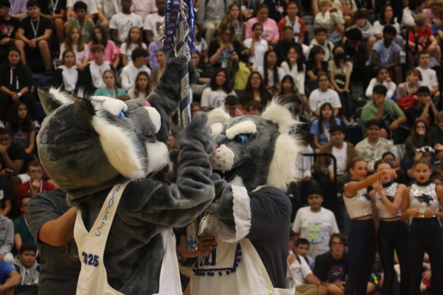 The wildcats prepare for the battle cry.